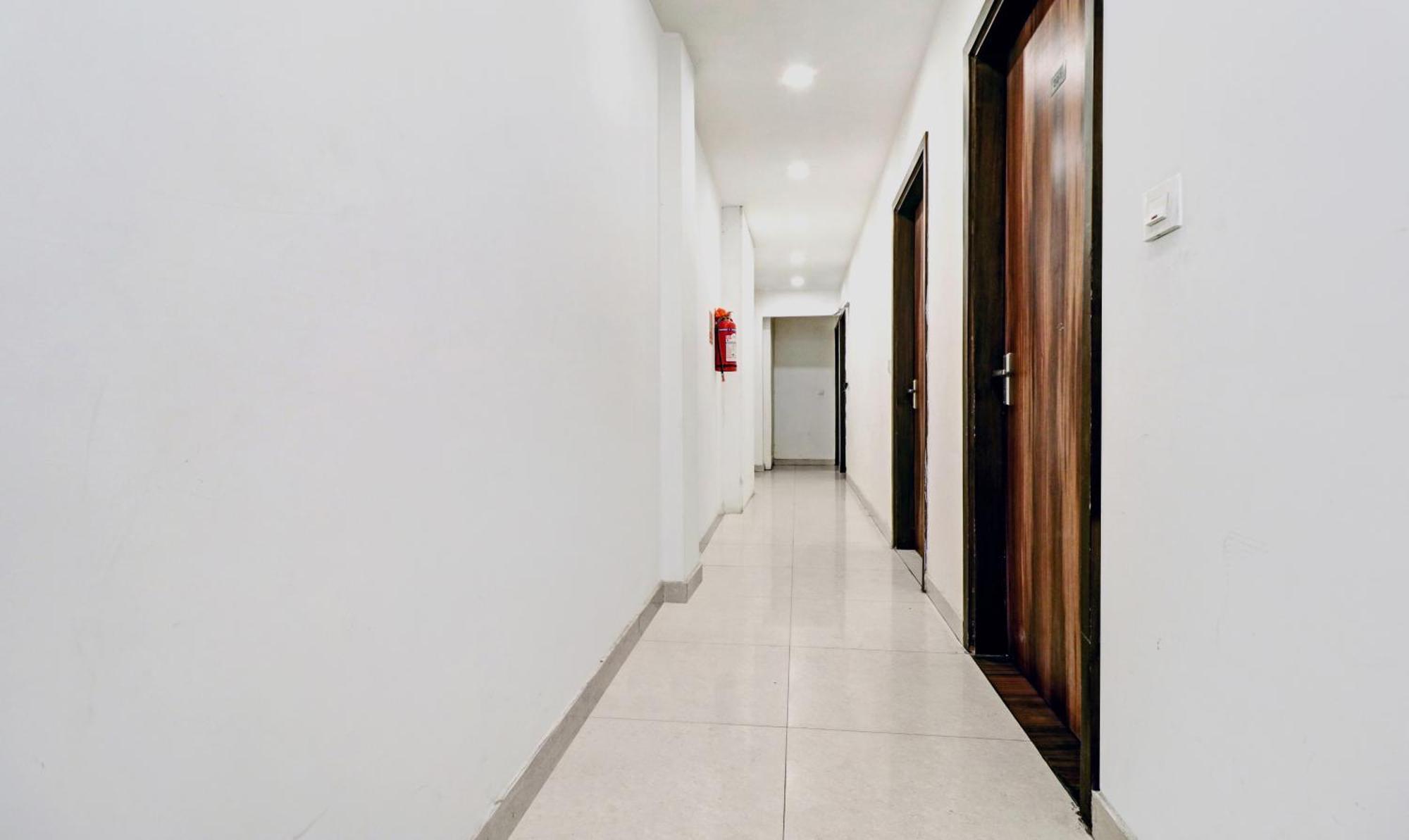 Itsy Hotels Unique - Near Railway Station Amritsar Ngoại thất bức ảnh