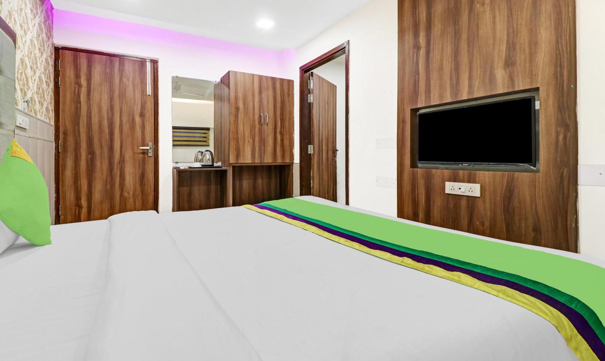Itsy Hotels Unique - Near Railway Station Amritsar Ngoại thất bức ảnh
