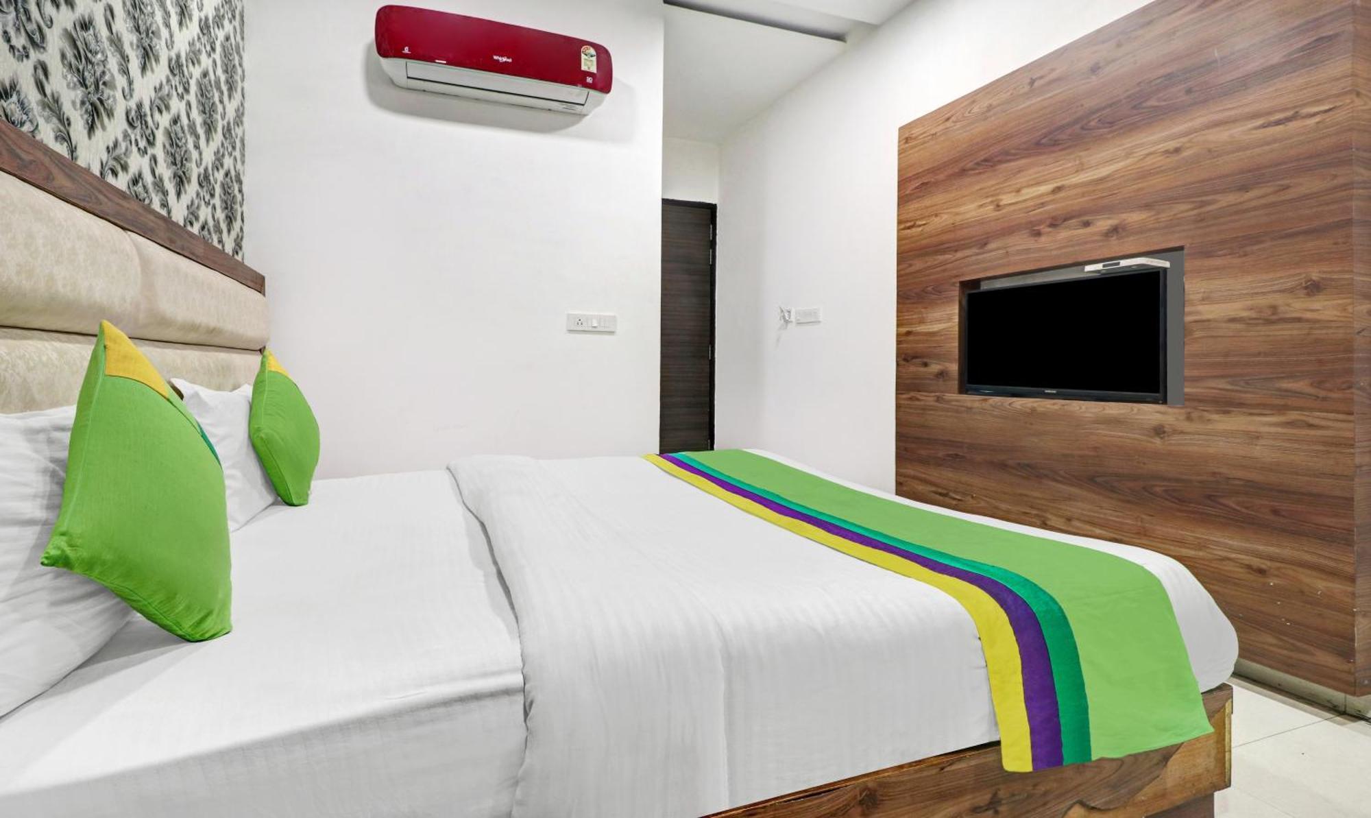 Itsy Hotels Unique - Near Railway Station Amritsar Ngoại thất bức ảnh