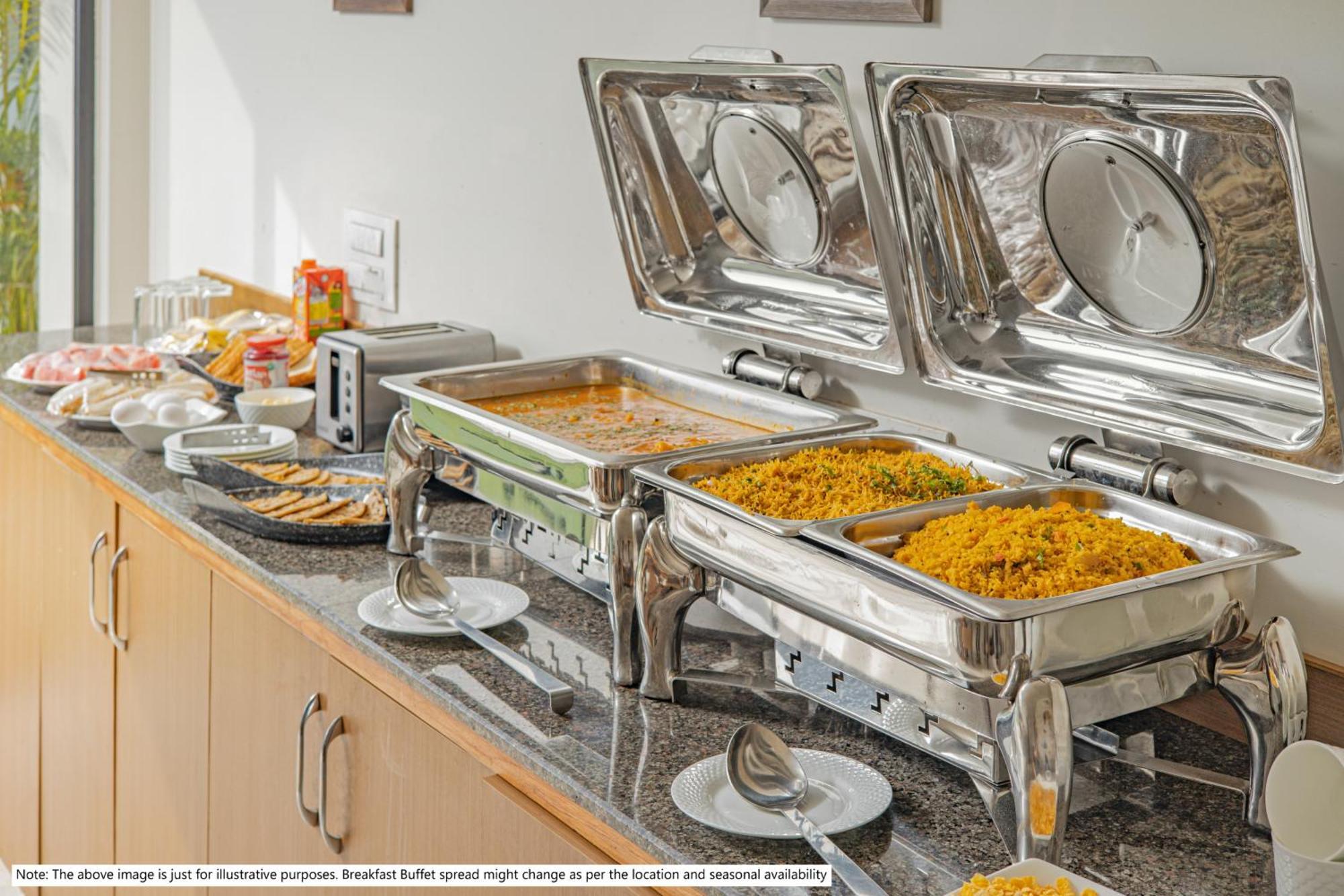 Itsy Hotels Unique - Near Railway Station Amritsar Ngoại thất bức ảnh
